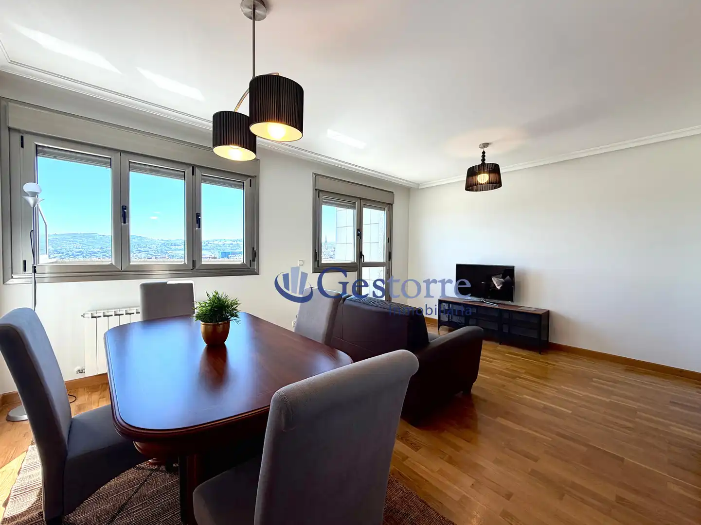 Pis de 77 m² a Oviedo