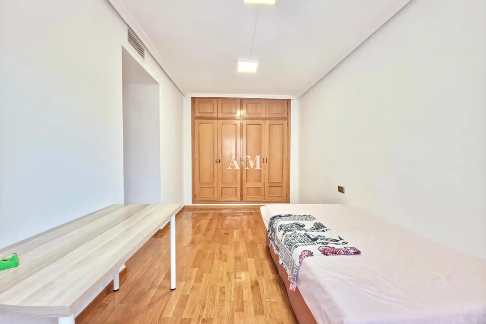 Pis de 200 m² a Alacant