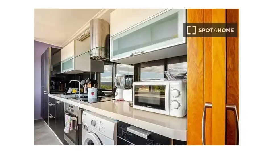 Habitación en alquiler, Mos