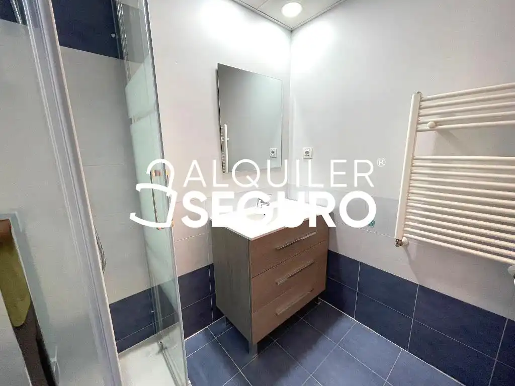 Flat 42 m² in Madrid