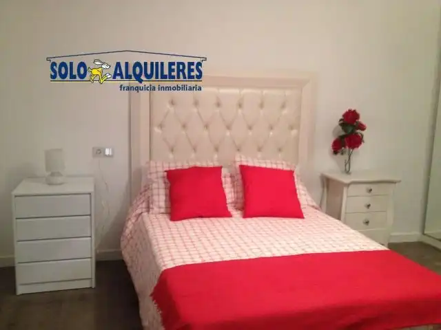 Piso de 65 m² en Granada