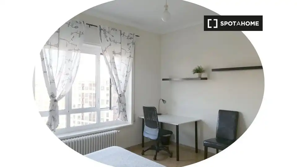 Habitación 150 m², Zaragoza