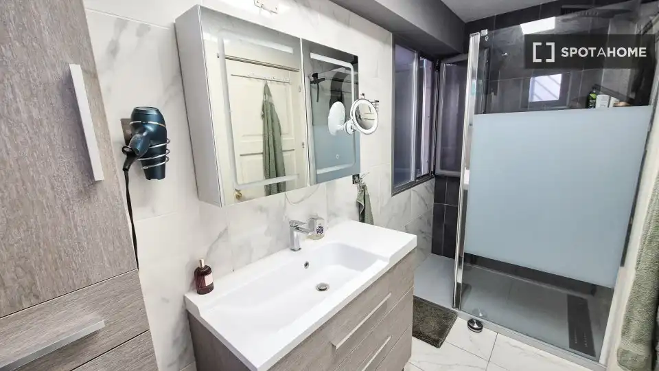 Habitación 144 m², Alicante