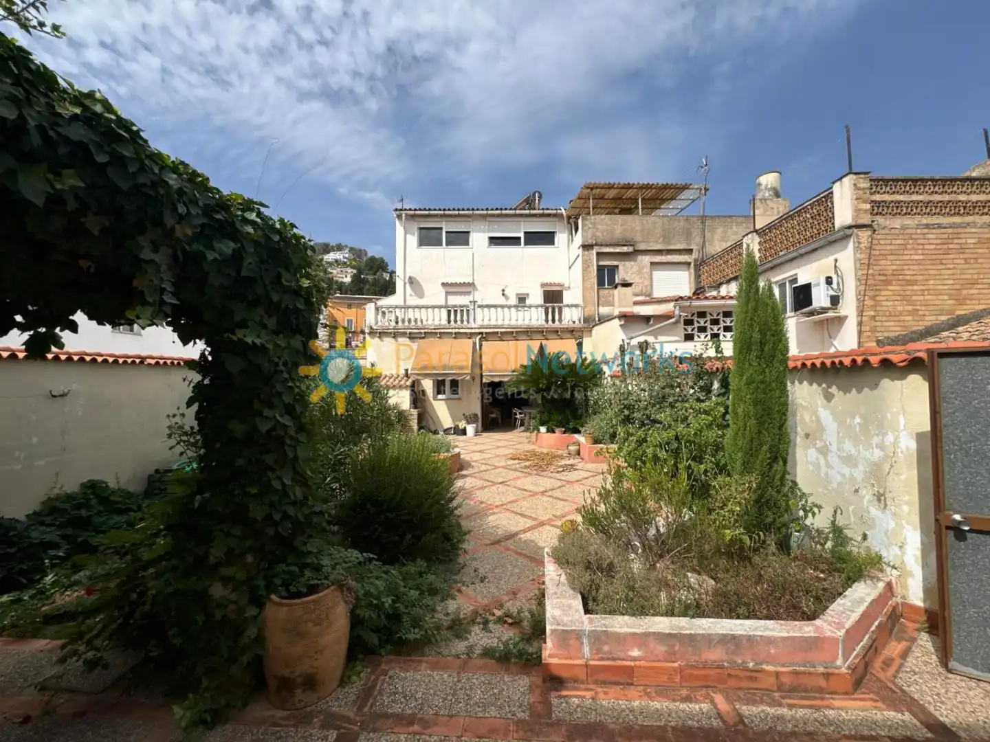 Casa de 262 m² en Ador