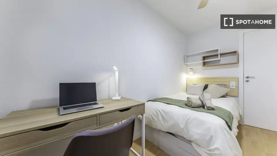 Habitación 118 m², Alicante