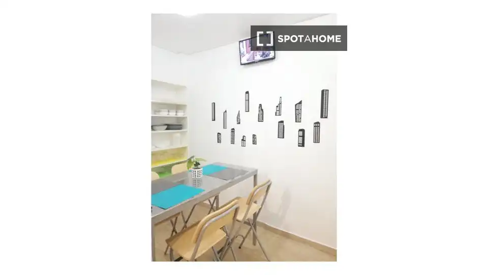 Habitación 150 m², Zaragoza
