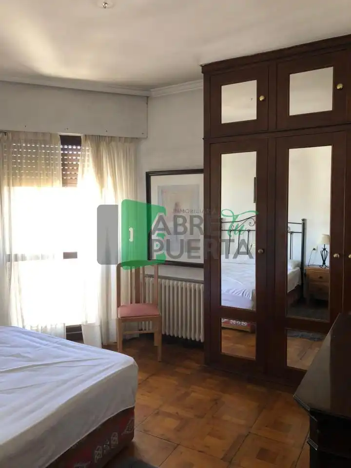 Piso de 130 m² en Ourense