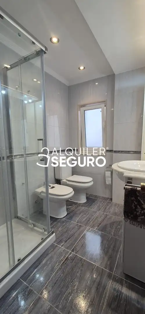 Piso de 90 m² en Oviedo