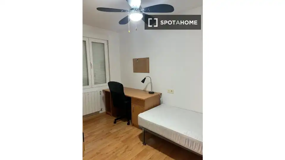 Habitación 161 m², Granada