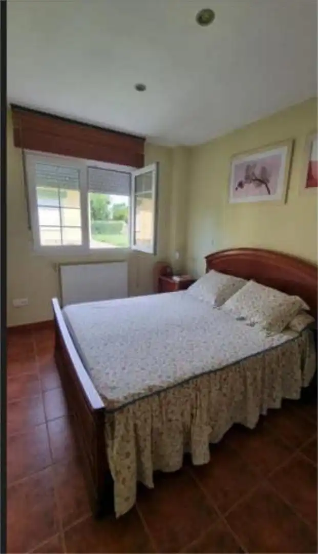 Casa de 110 m² en Hazas de Cesto