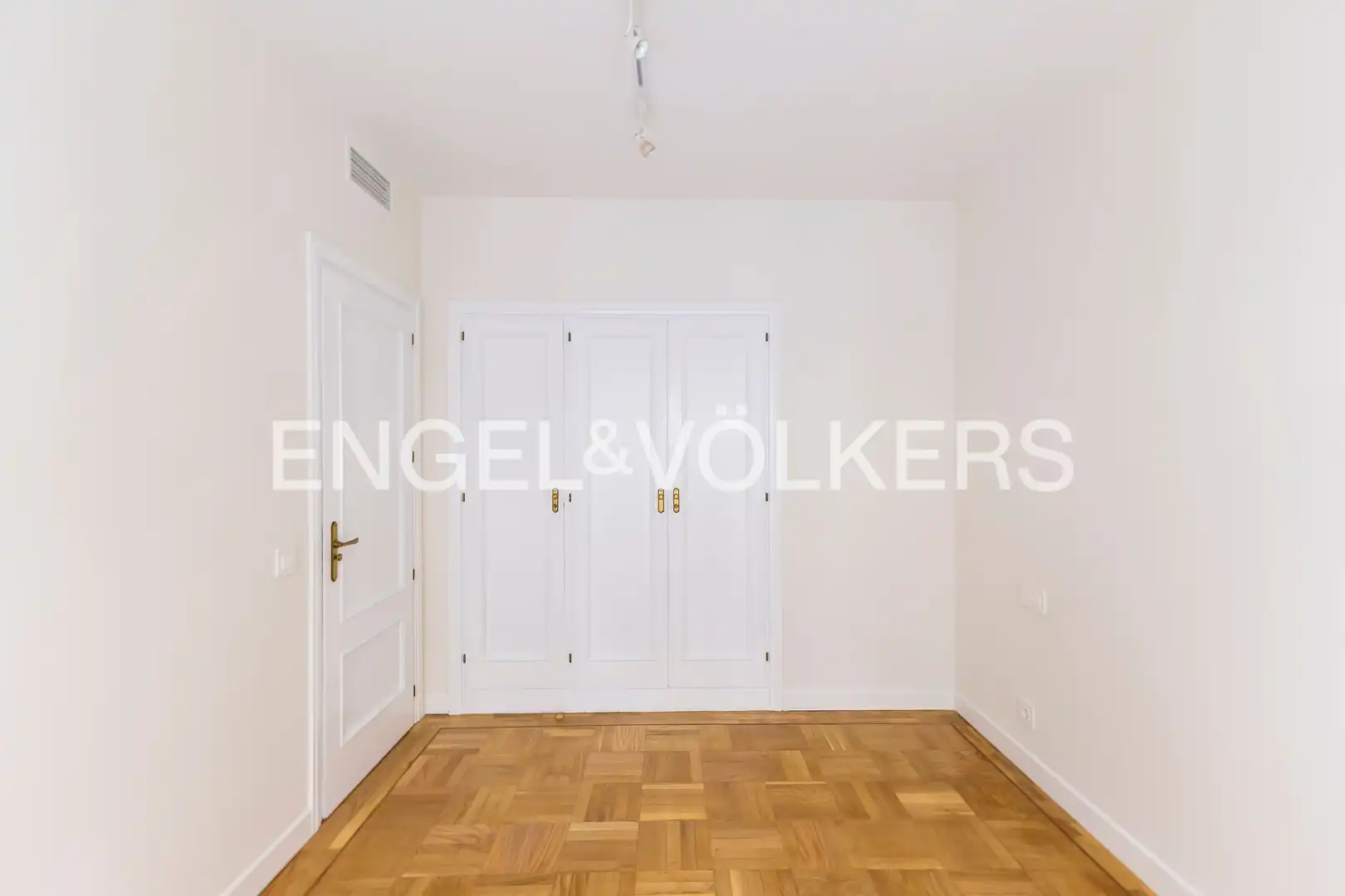 Wohnung 191 m² in Madrid