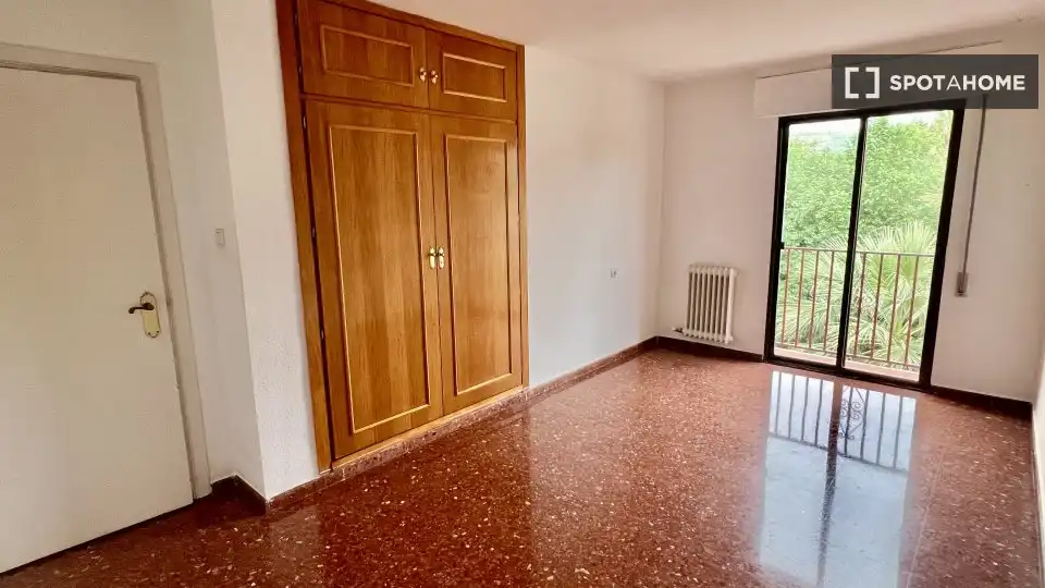 Habitación 121 m², Granada