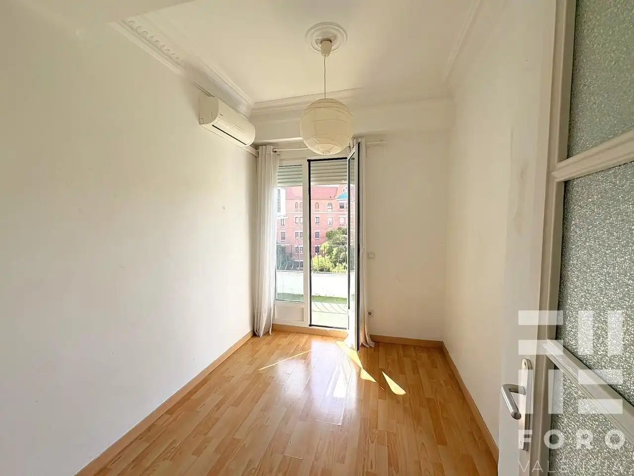 Wohnung 93 m² in Valencia