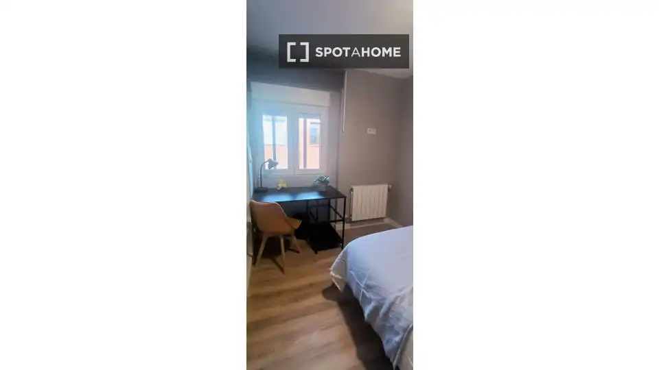 Habitación 100 m², Segovia
