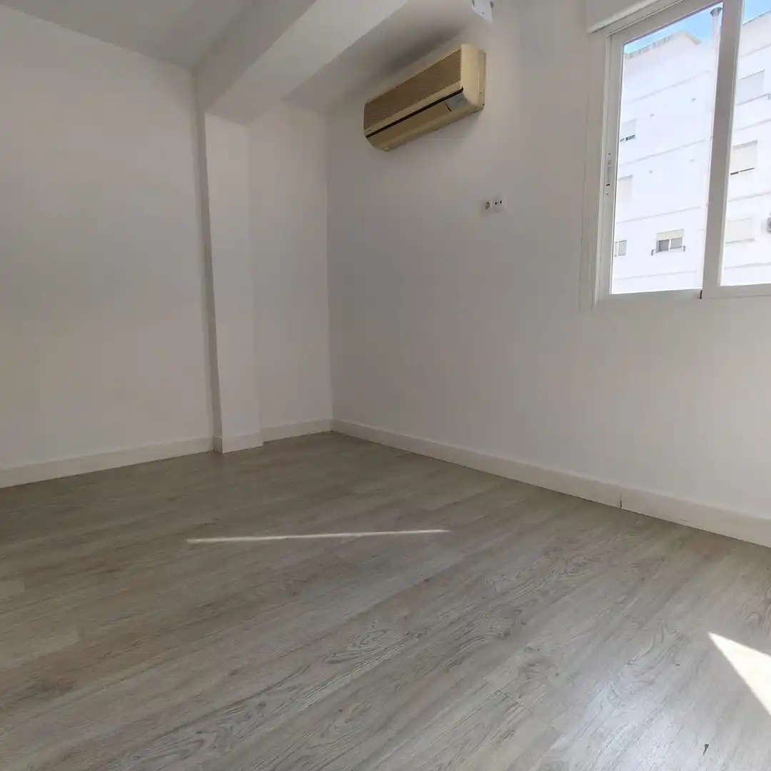 Pis de 75 m² a València