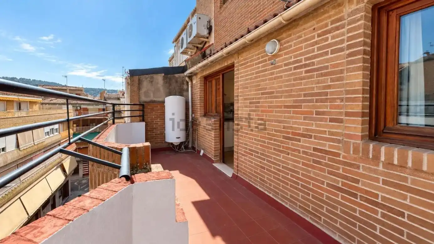 Piso de 60 m² en Granada