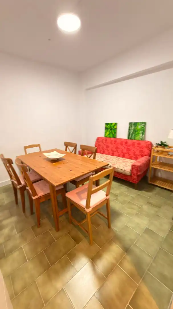 Piso de 200 m² en Granada