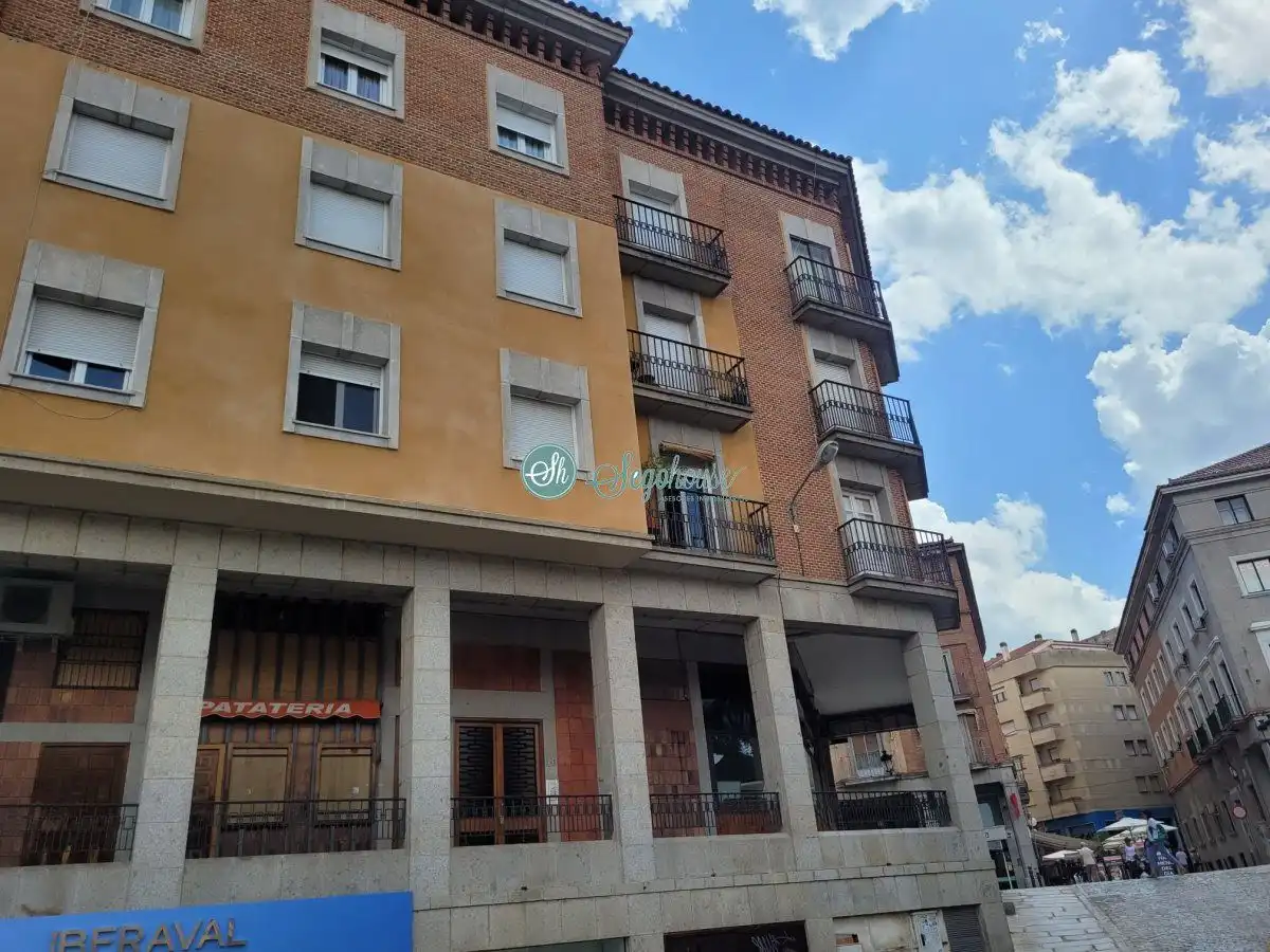 Piso de 100 m² en Segovia