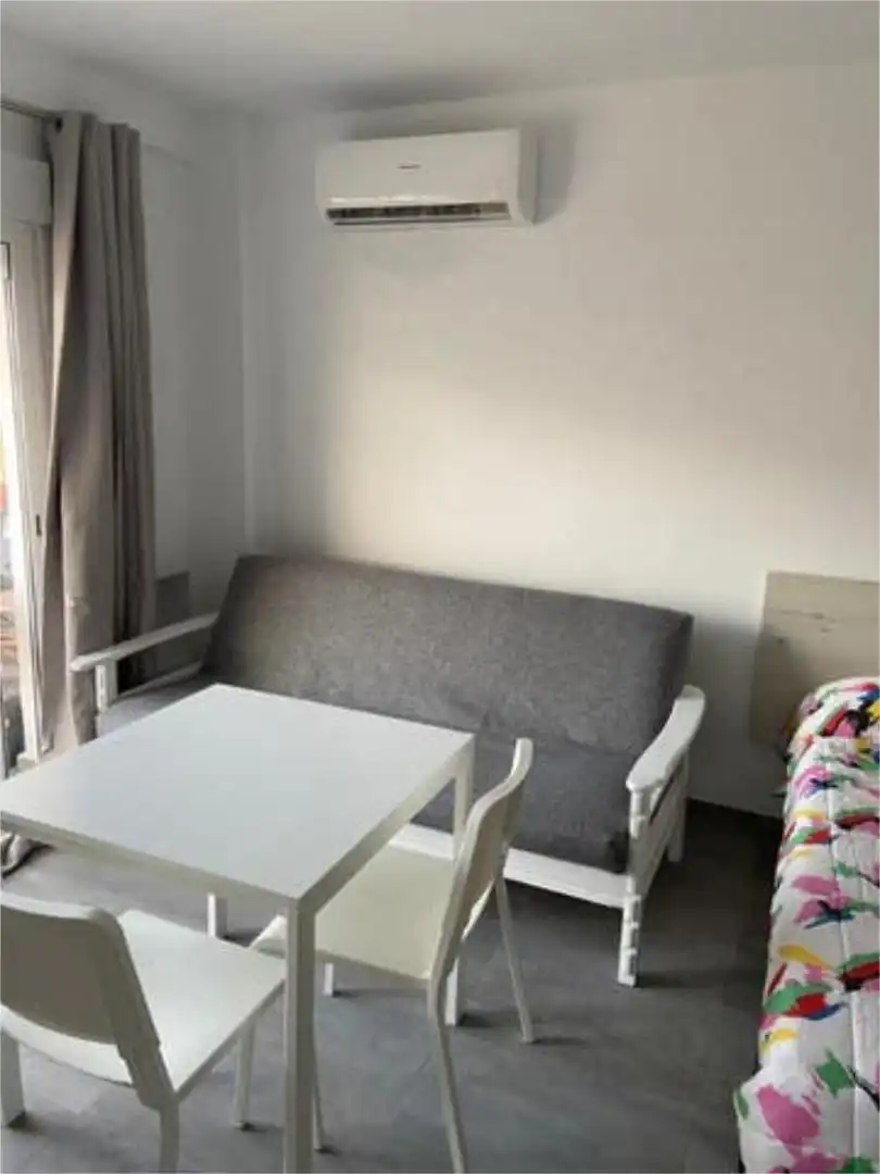 Piso de 45 m² en Roquetas de Mar