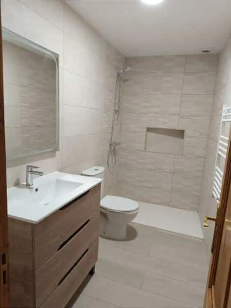 Piso de 85 m² en Santiago de Compostela
