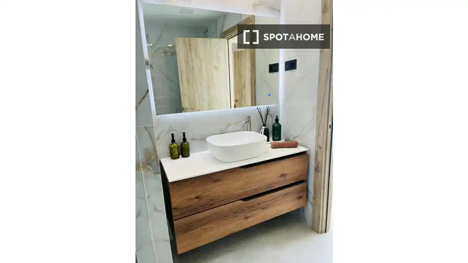 Habitación 138 m², Alicante