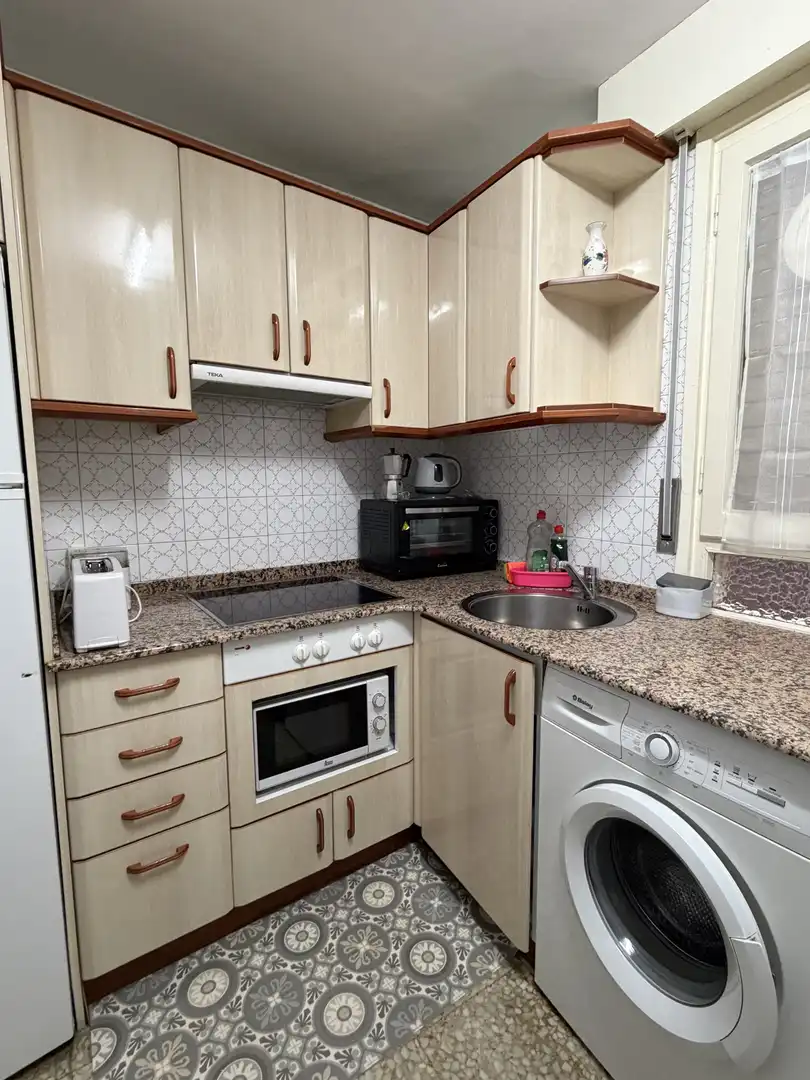 Habitación 100 m², Barbastro
