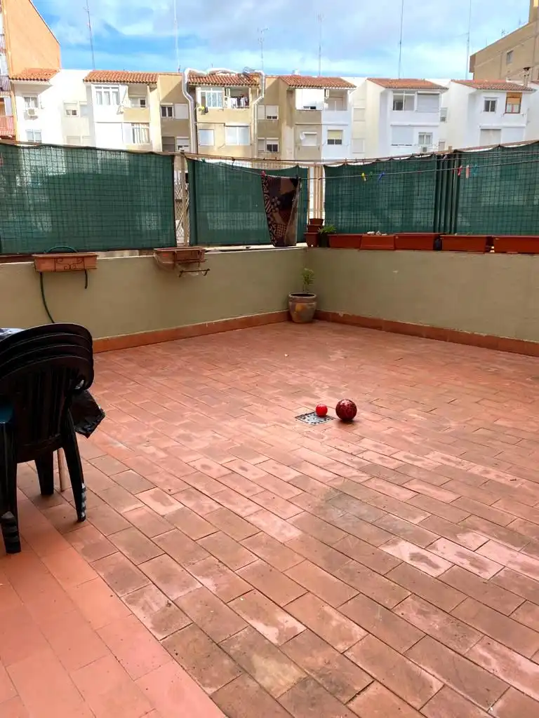 Piso de 100 m² en Zaragoza
