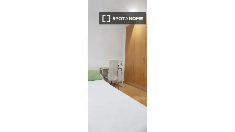 Habitación 97 m², Alicante