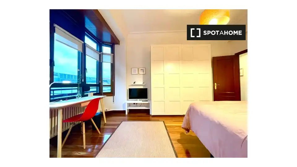 Habitación 127 m², Bilbao