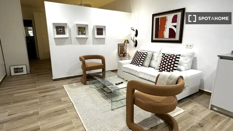 Habitación 77 m², Sevilla