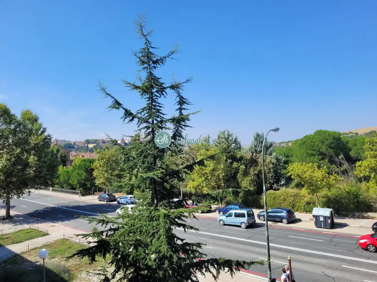 Piso de 93 m² en Segovia