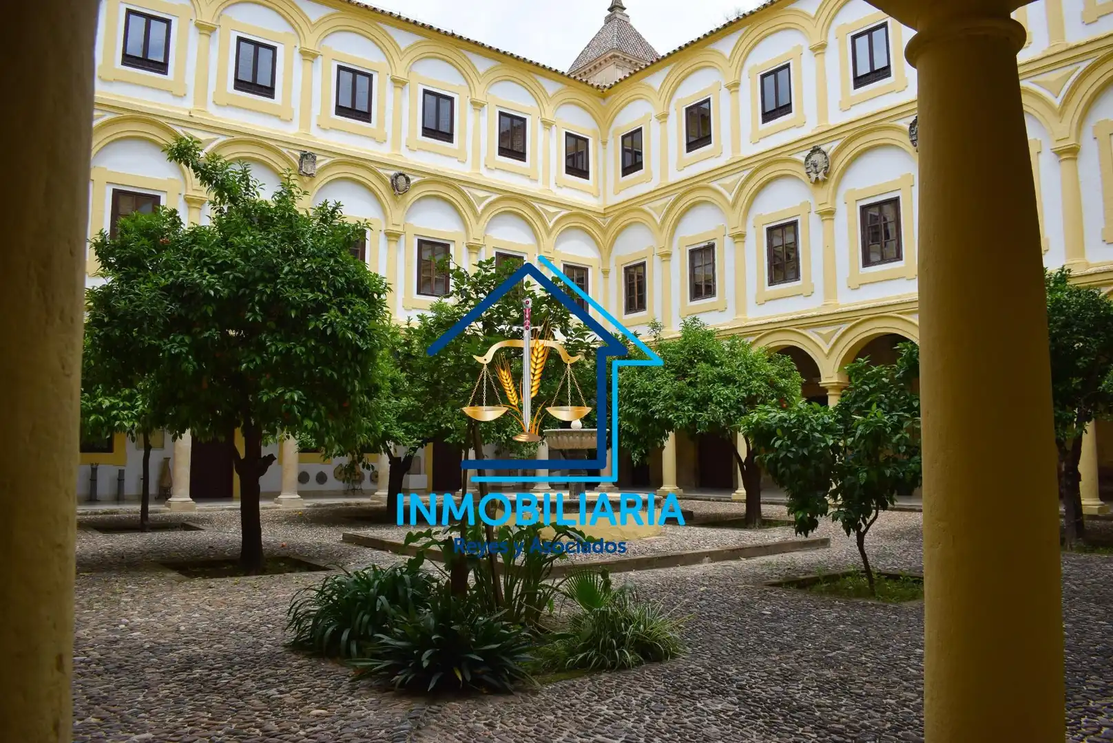 Pis de 77 m² a Còrdova