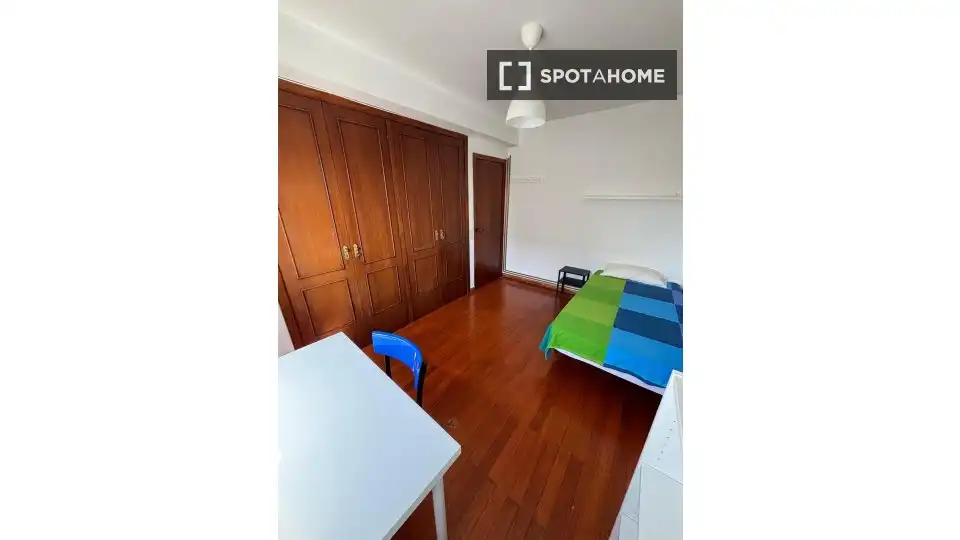 Habitación 115 m², Pontevedra