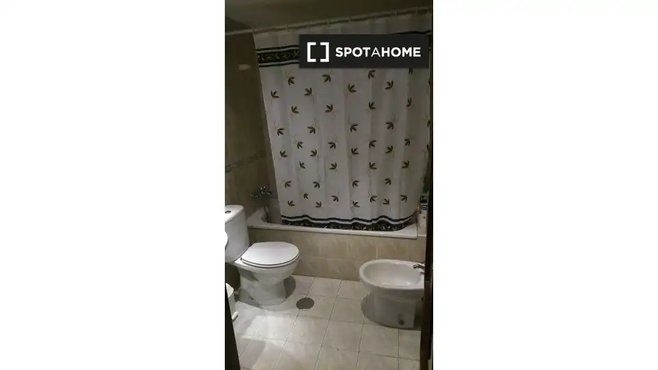 Habitación 138 m², Jaén