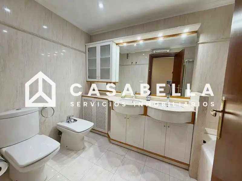 Piso de 138 m² en Valencia