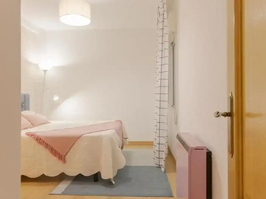 Habitación 75 m², Pontevedra