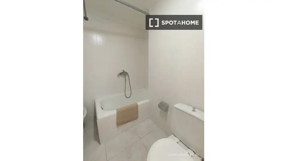 Habitación 81 m², Zaragoza