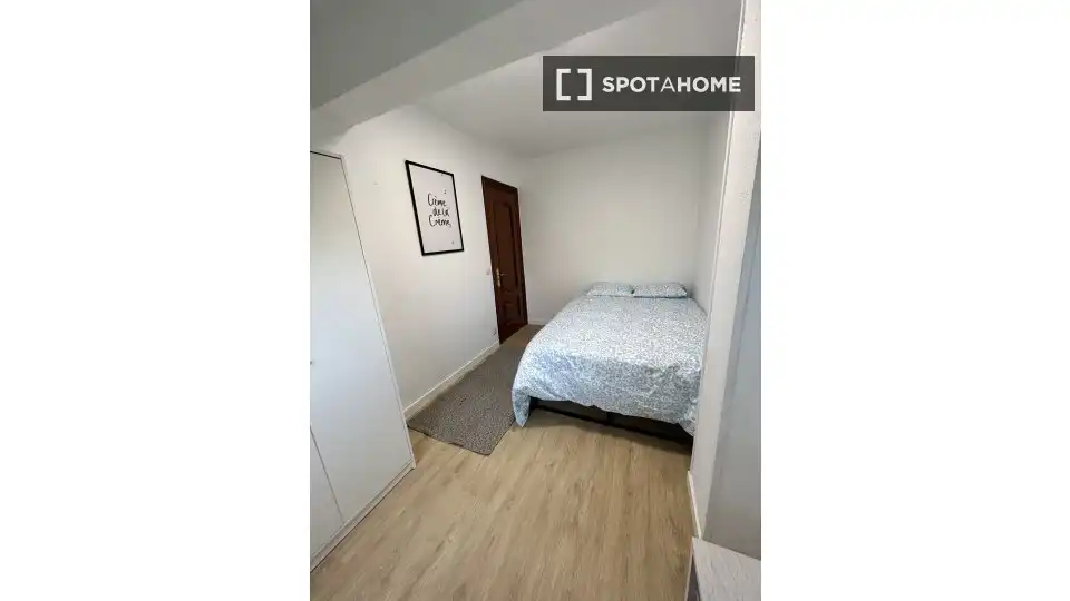 Habitación 75 m², Santander