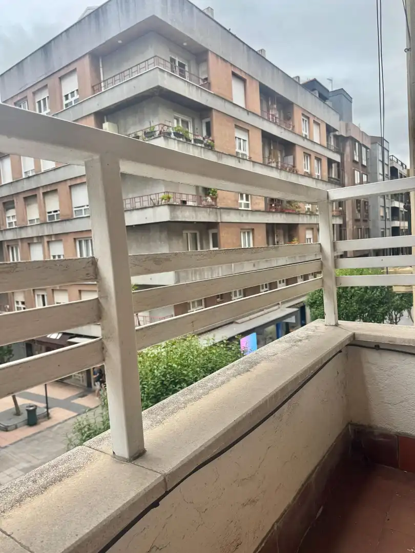 Piso de 83 m² en Oviedo