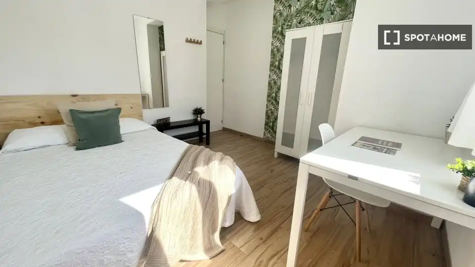 Habitación 81 m², Sevilla