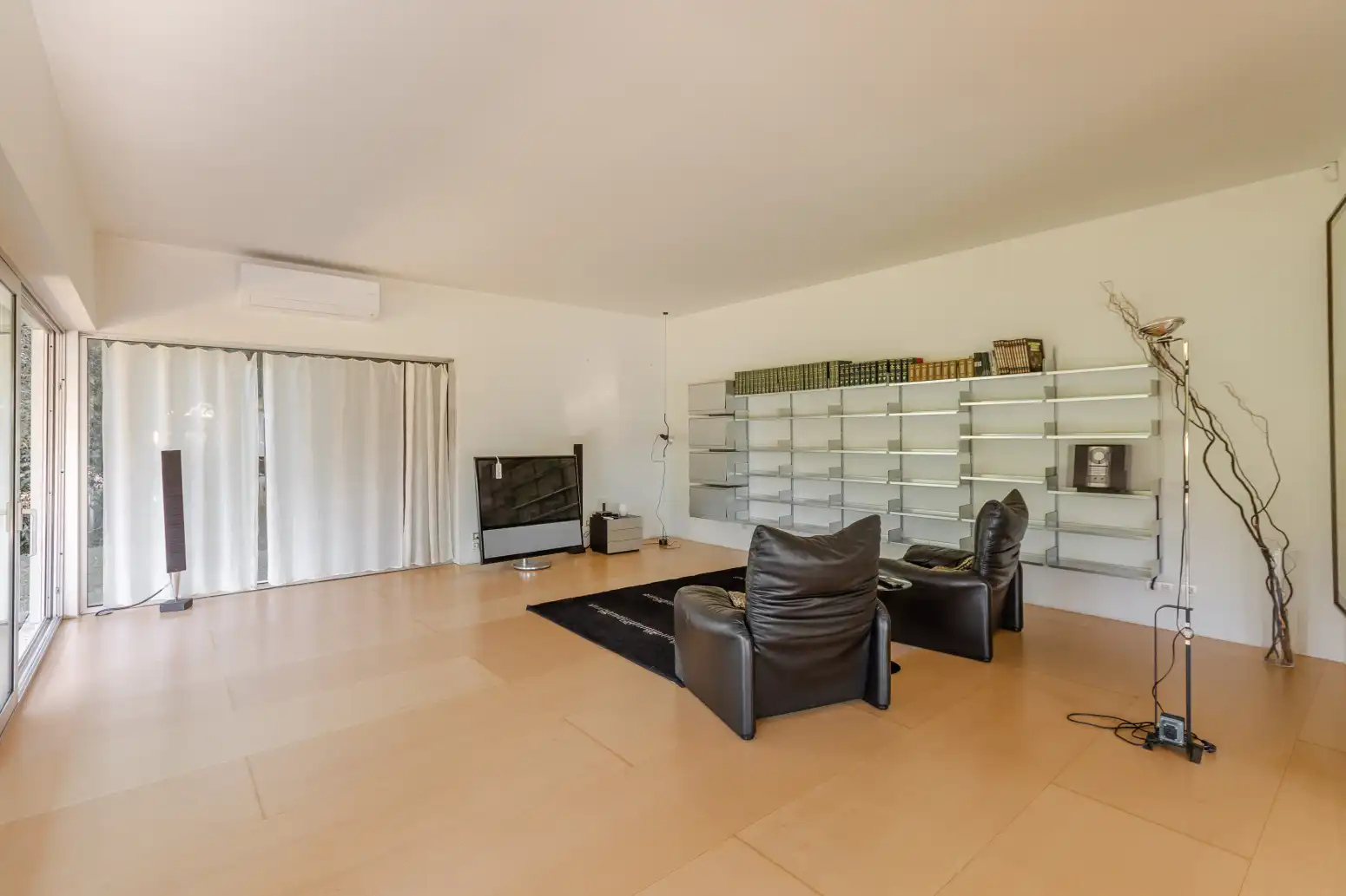 Pis de 338 m² a Valle de Egüés / Eguesibar