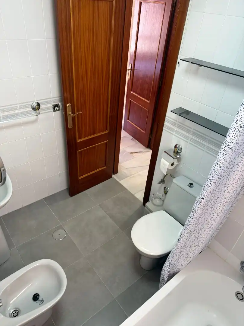 Habitación 100 m², Almería