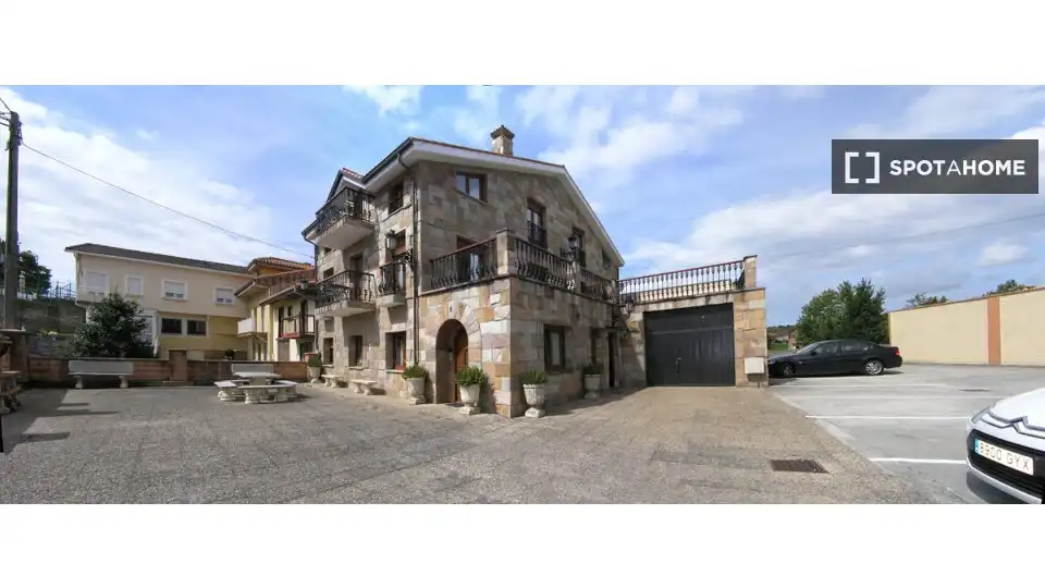 Habitación 81 m², Santander