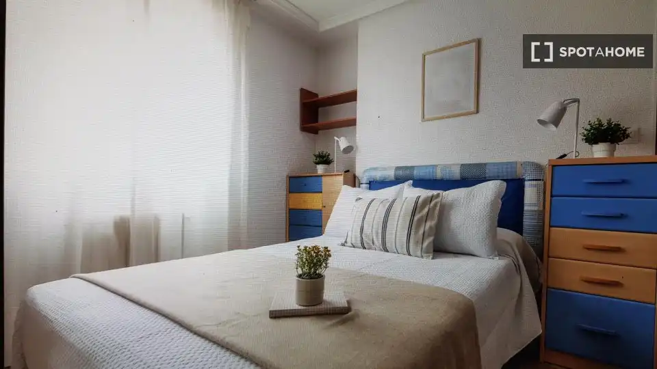 Habitación 104 m², Santander