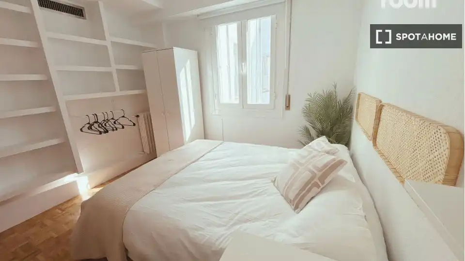 Habitación 260 m², Madrid