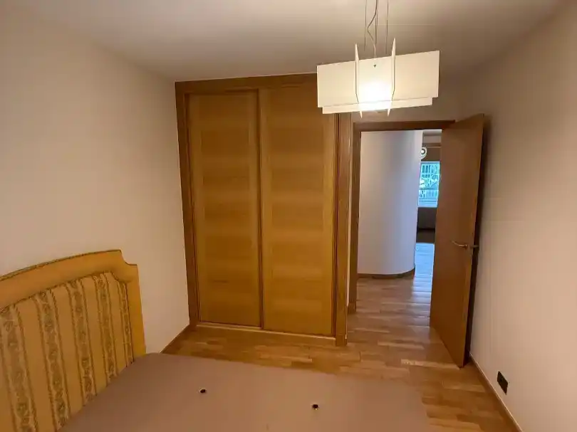 Piso de 90 m² en Santiago de Compostela