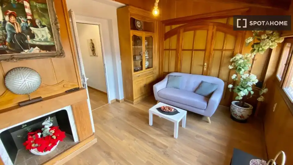 Habitación 288 m², Elda