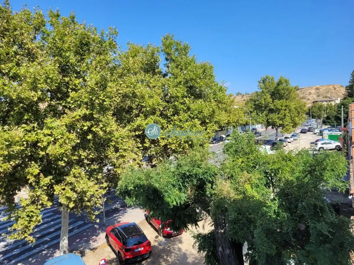 Piso de 93 m² en Segovia