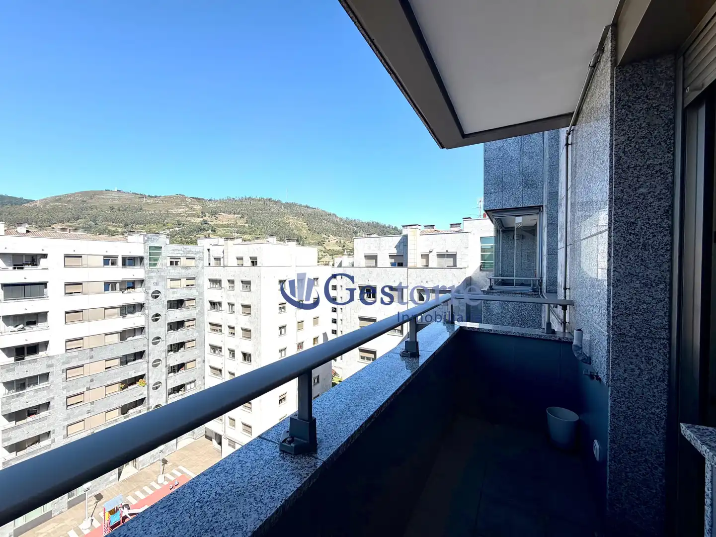 Pis de 77 m² a Oviedo