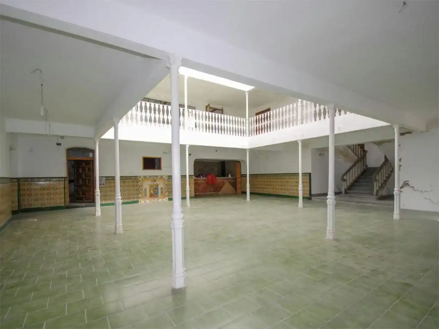 Piso de 800 m² en Belmonte